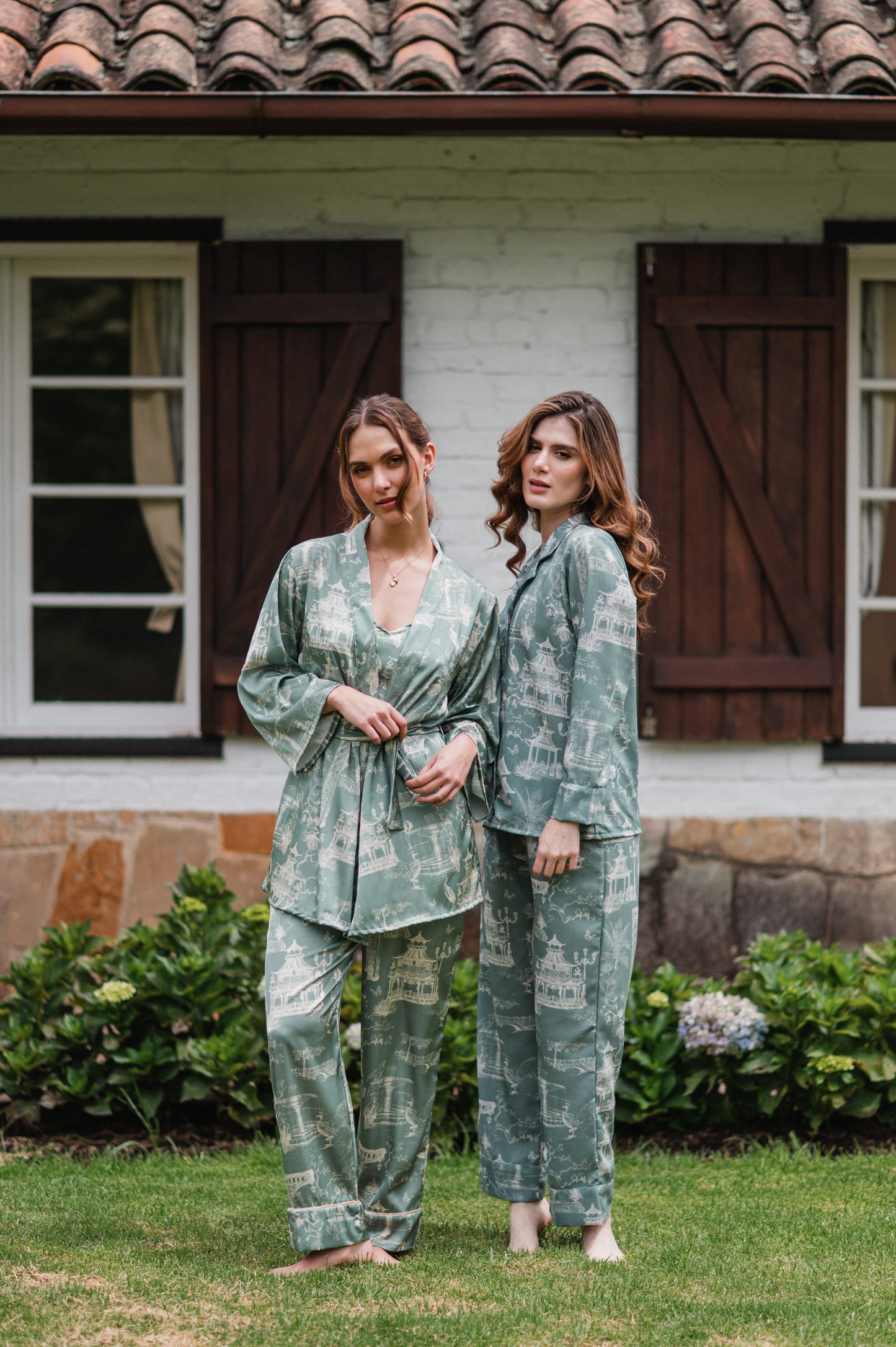 Casita China Verde - Camisa Manga Larga y Pantalon