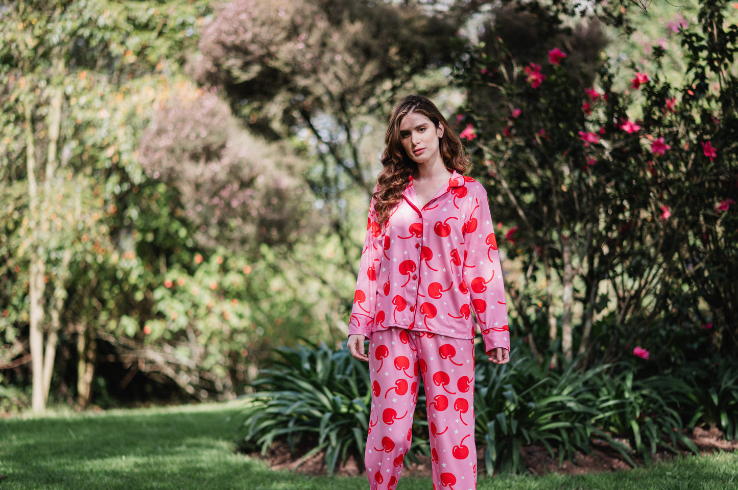 Cerezas Encantadas - Camisa Manga Larga y Pantalon