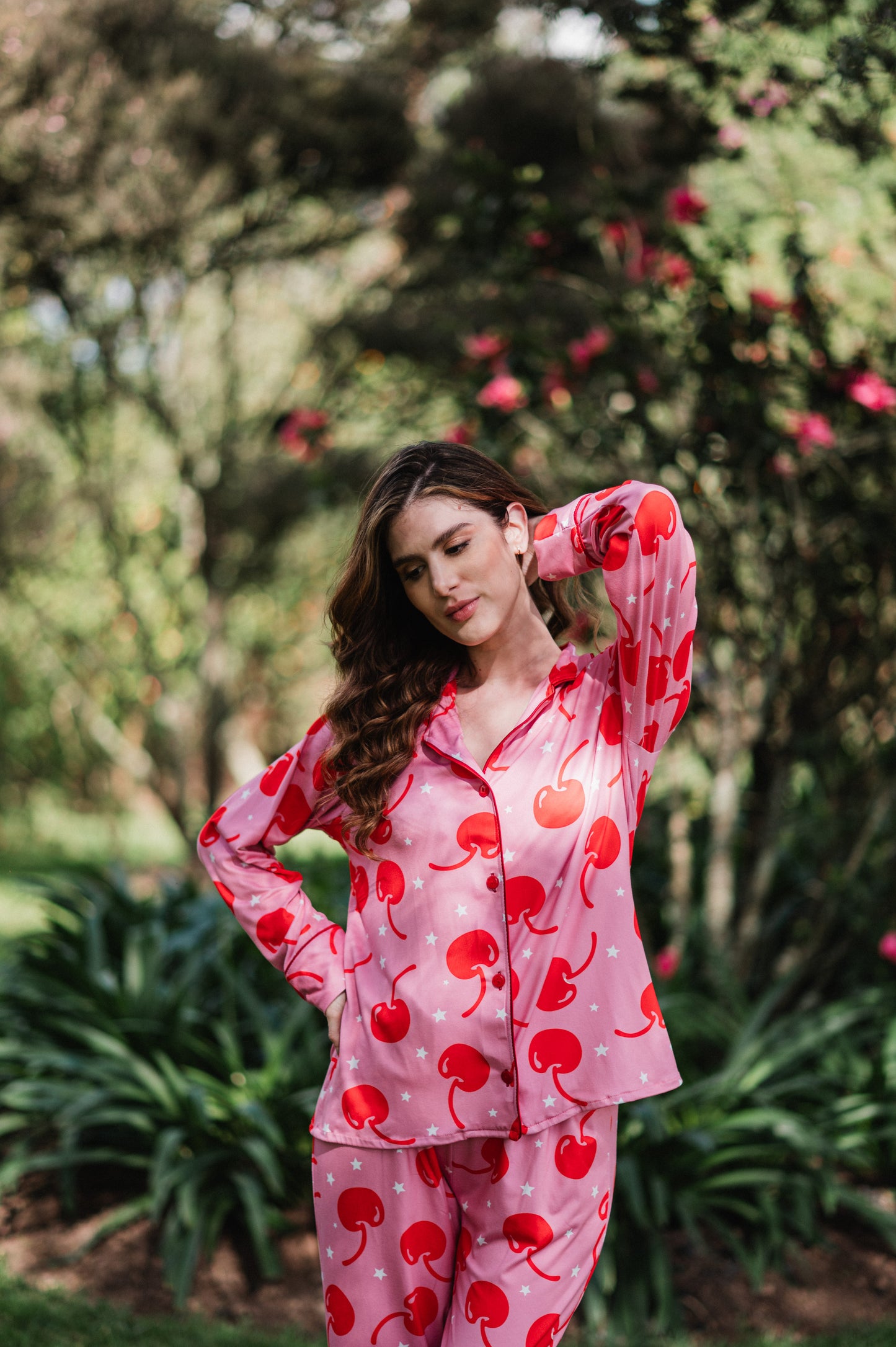 Cerezas Encantadas - Camisa Manga Larga y Pantalon