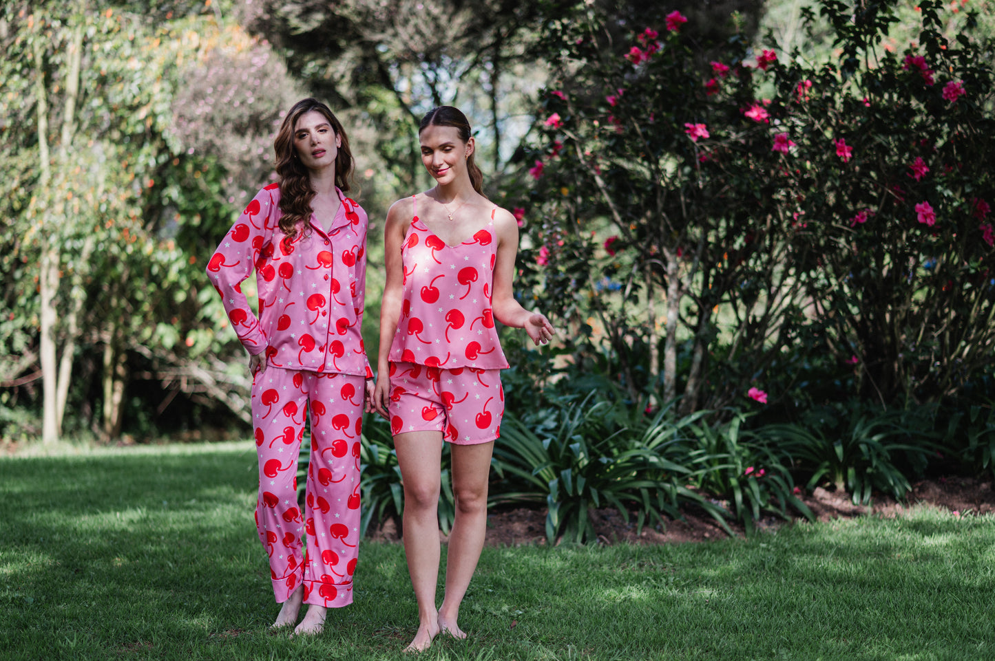Cerezas Encantadas - Camisa Manga Larga y Pantalon