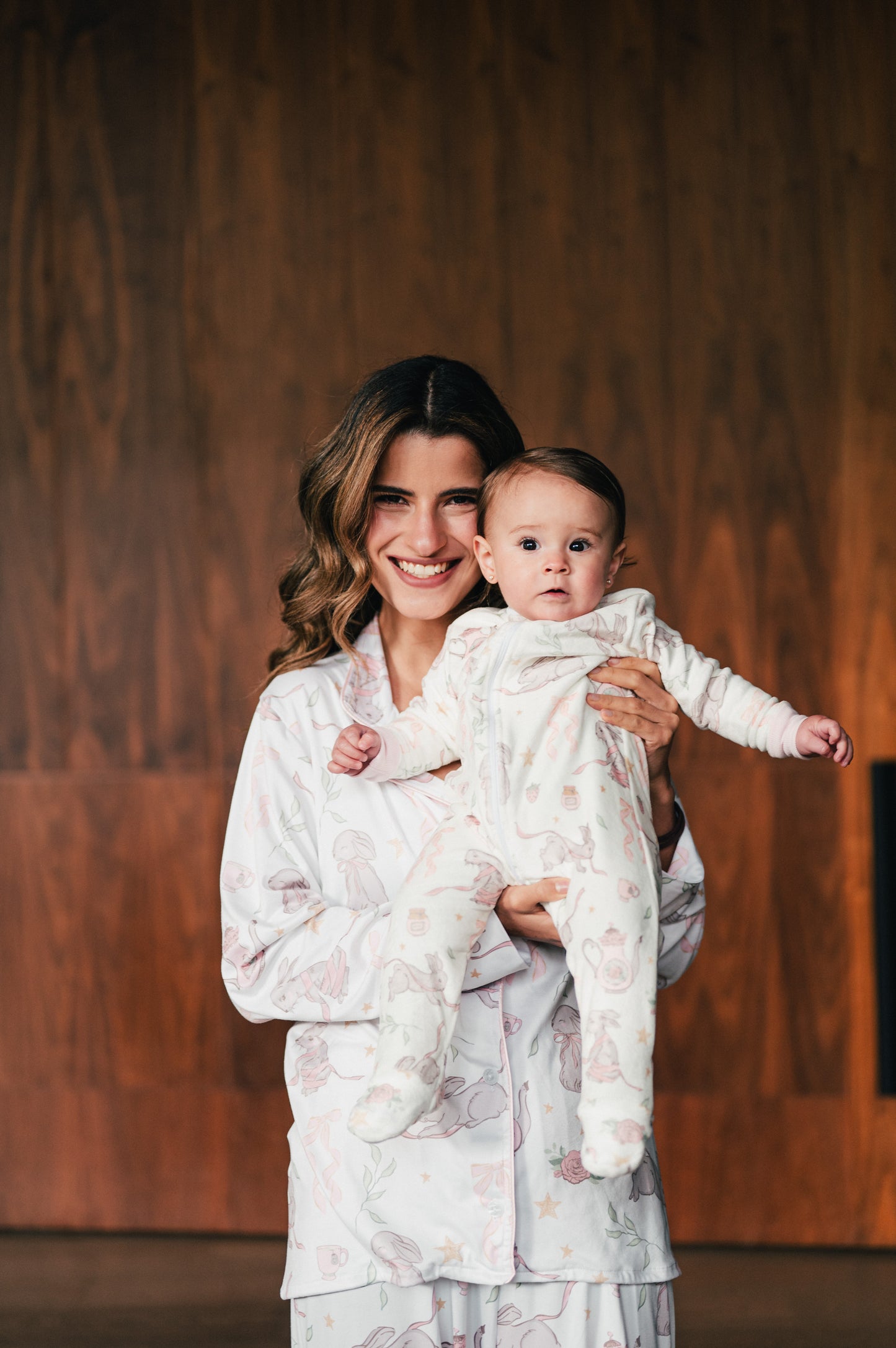 Conejito Rosa - Baby Onesie