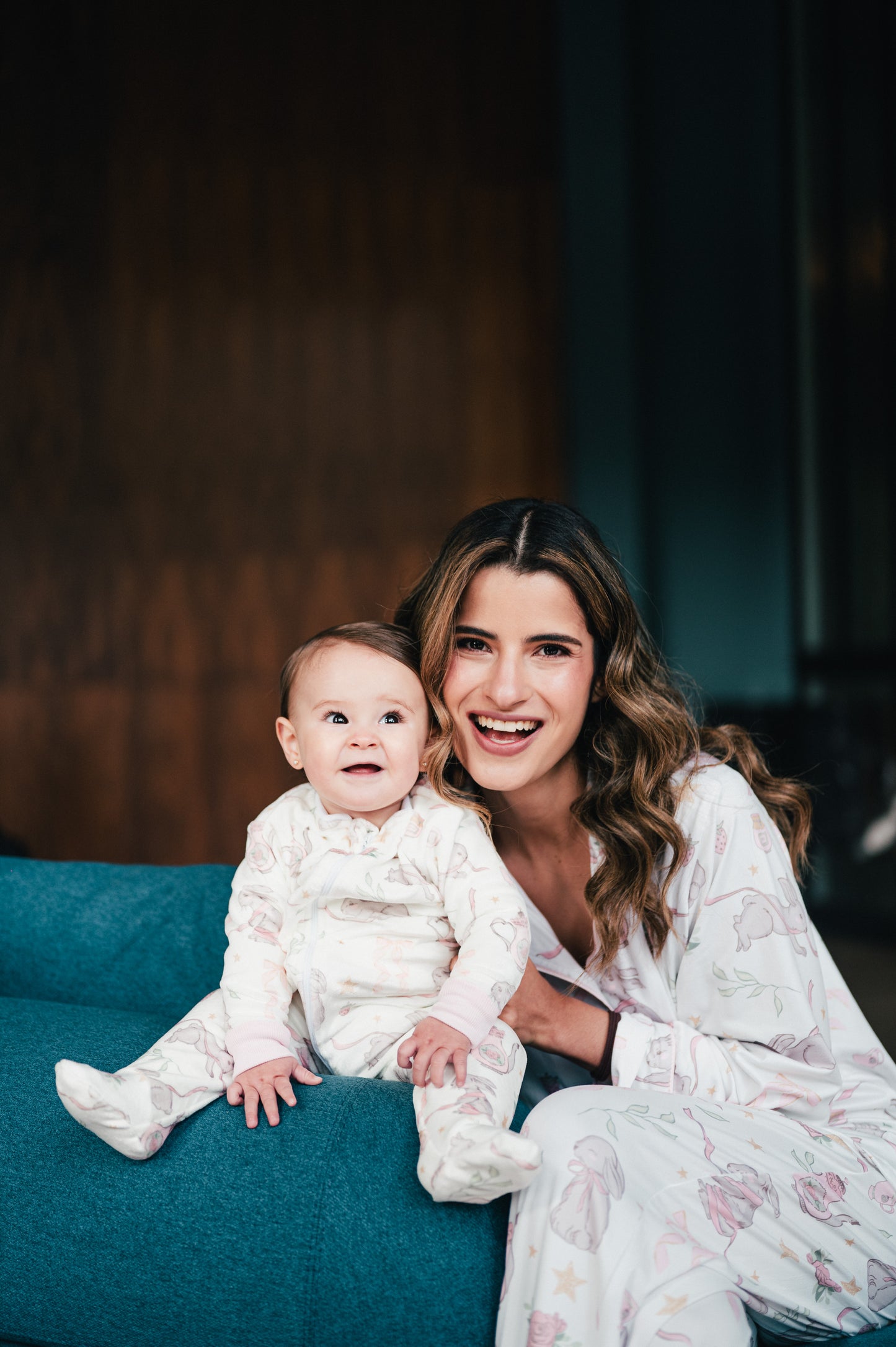 Conejito Rosa - Baby Onesie