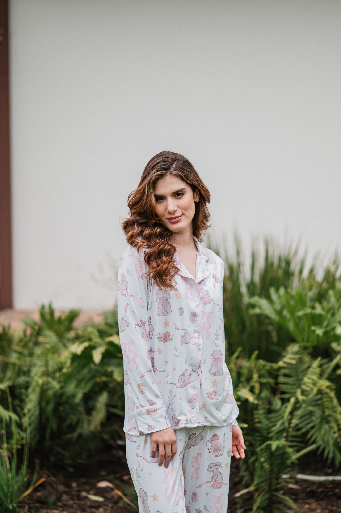 Conejito Rosa - Camisa Manga Larga y Pantalon
