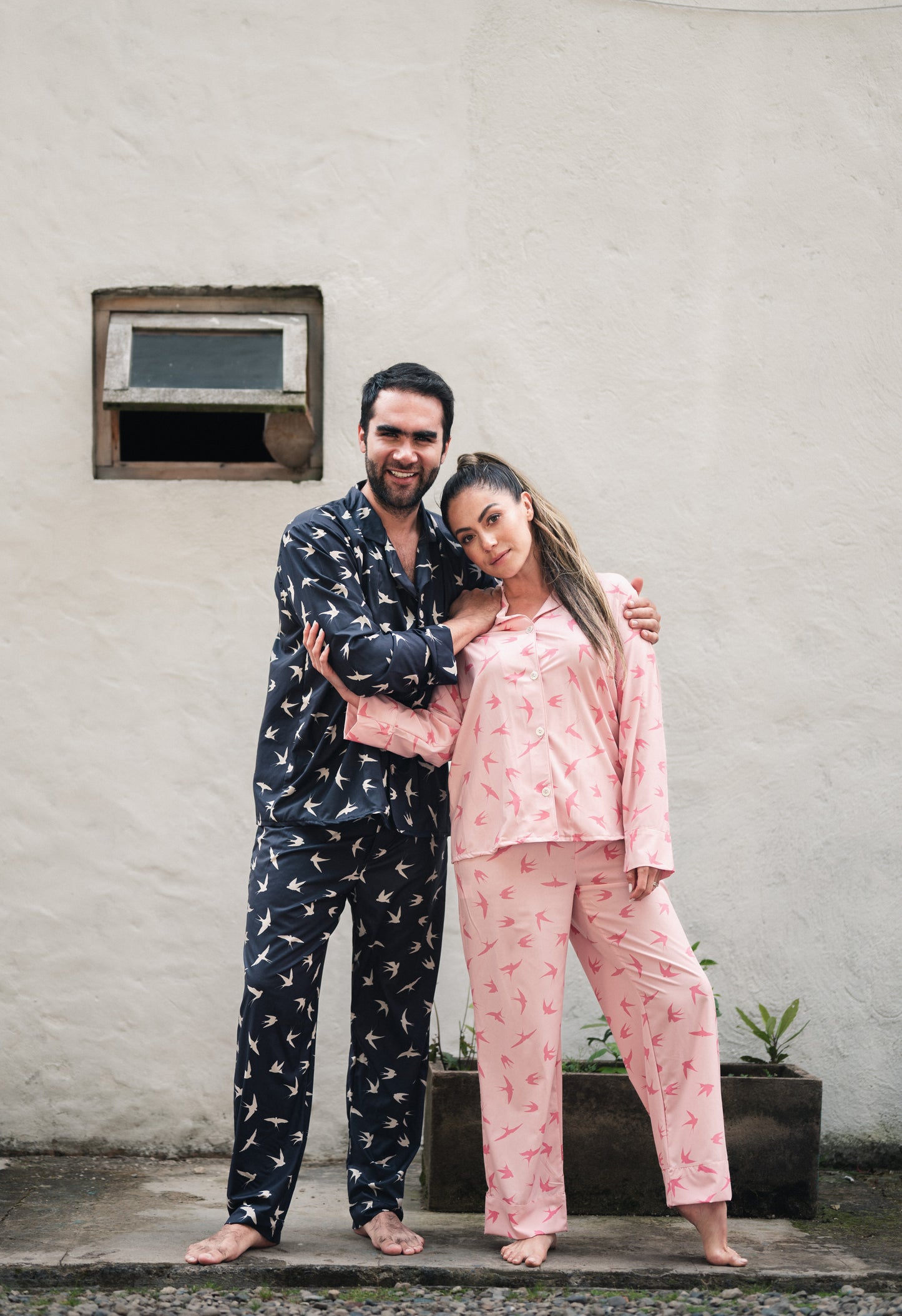 Golondrinas en Rosa - Camisa Manga Larga y Pantalon