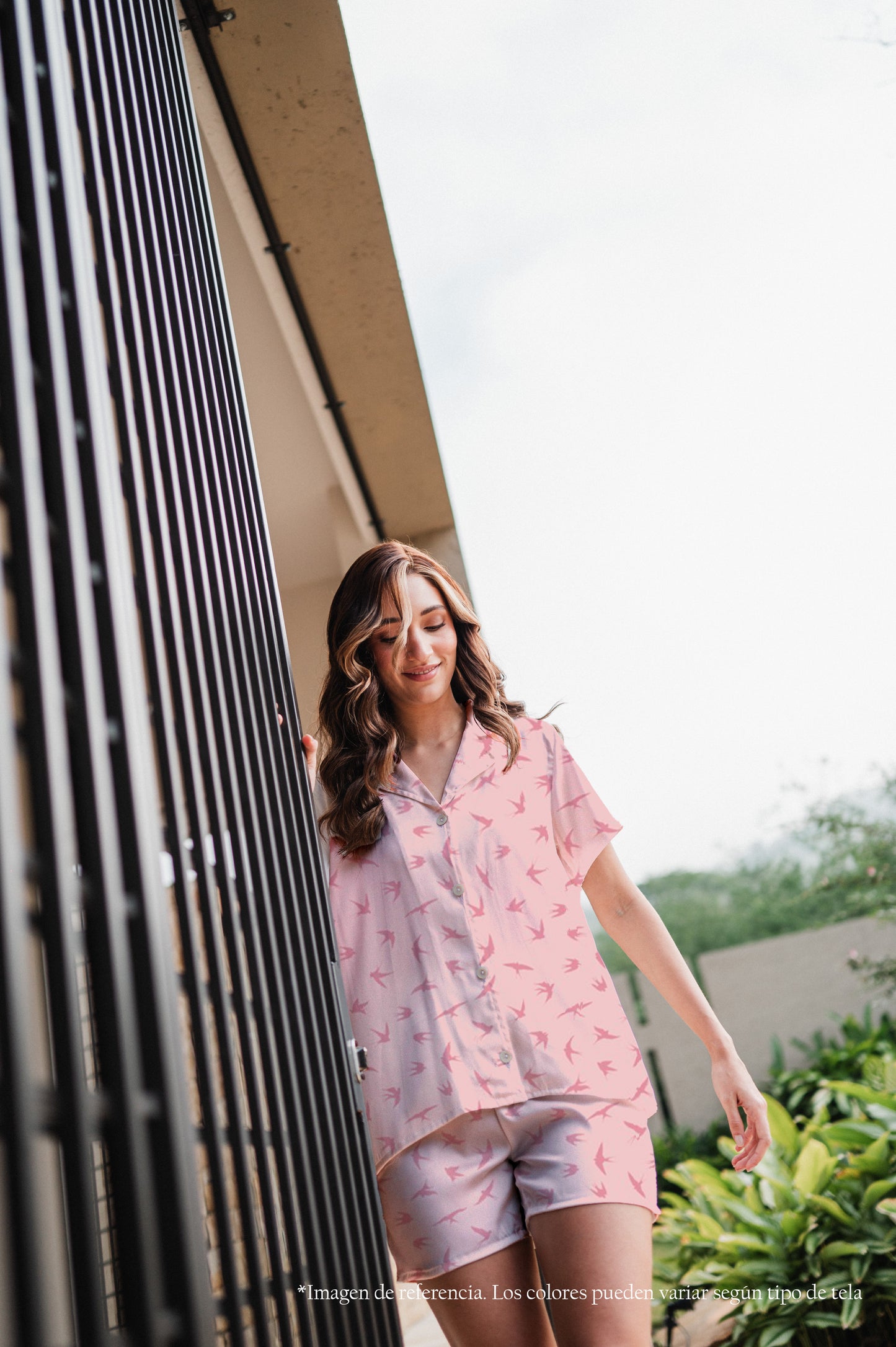 Golondrinas en Rosa - Camisa Manga Corta y Short