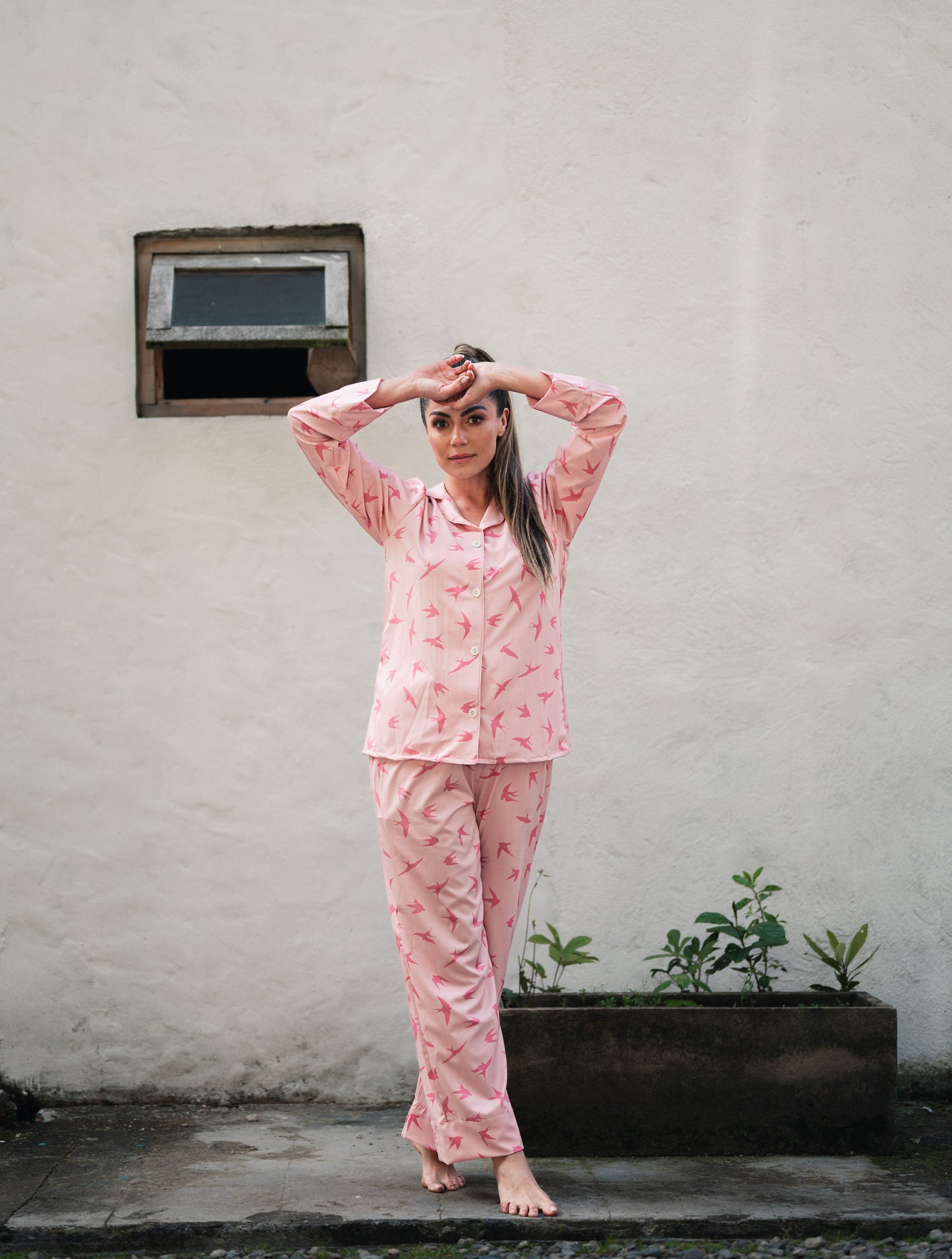 Golondrinas en Rosa - Camisa Manga Larga y Pantalon