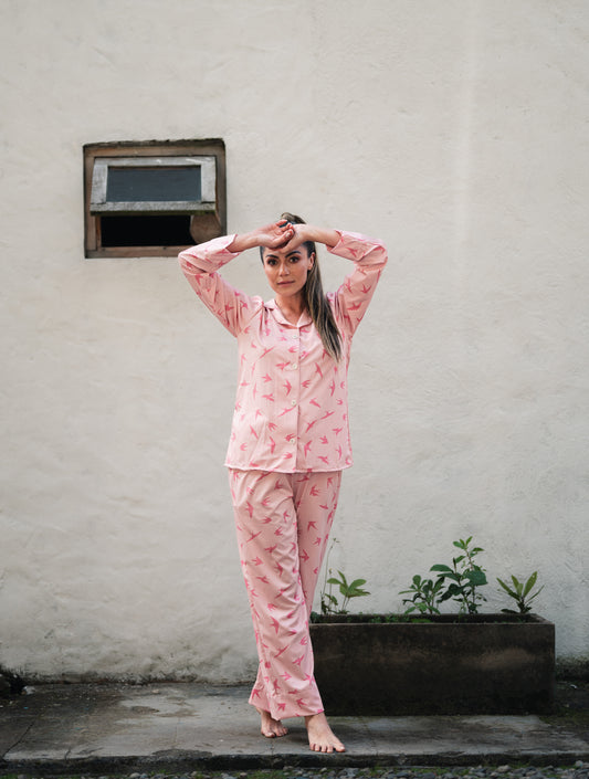 Golondrinas en Rosa - Camisa Manga Larga y Pantalon