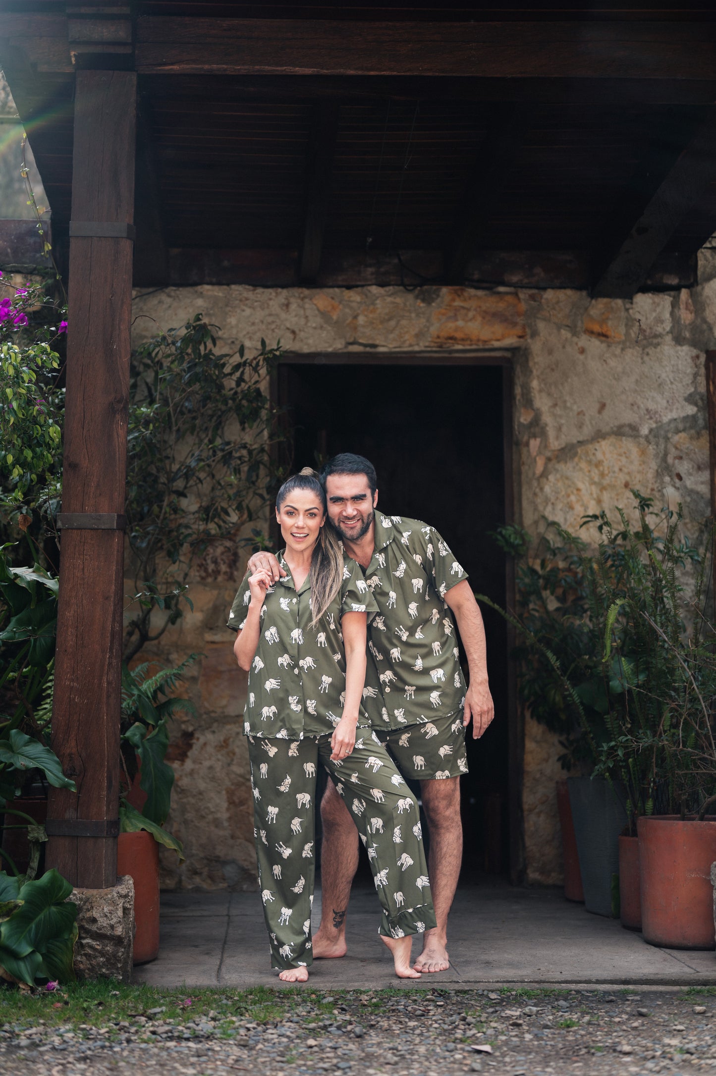 Green Elephants - HOMBRE: Manga Corta y Pantaloneta