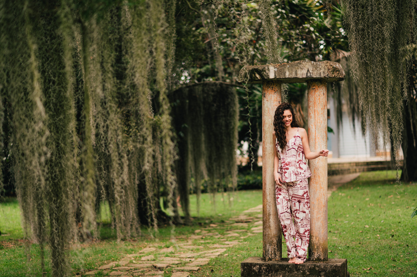 Hazel City - Blusa Tiritas y Pantalon