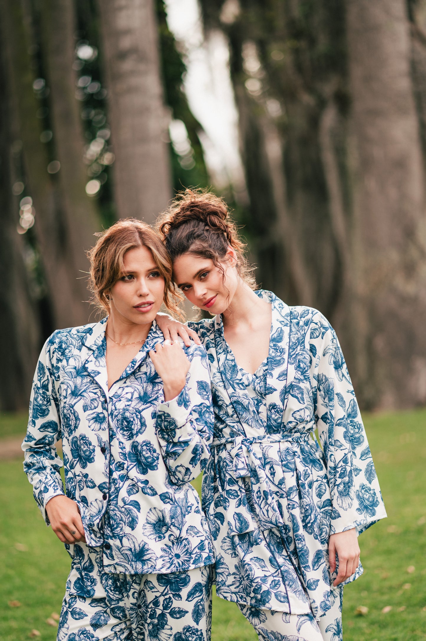 Lirios Azul | Camisa Manga Larga y Pantalón Pijama Mujer Elegante Bambula