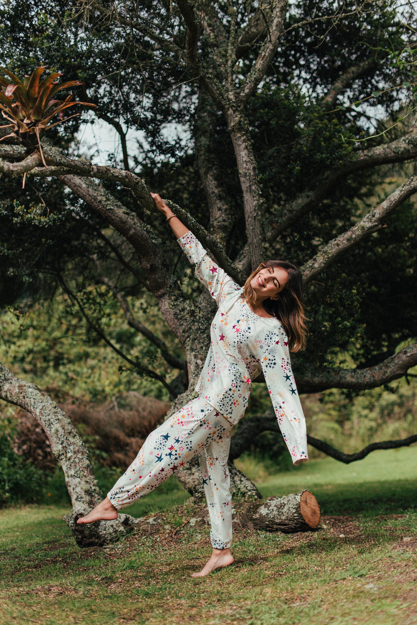 Lluvia de Estrellas - Buso Cuello Redondo Y Pantalon Jogger