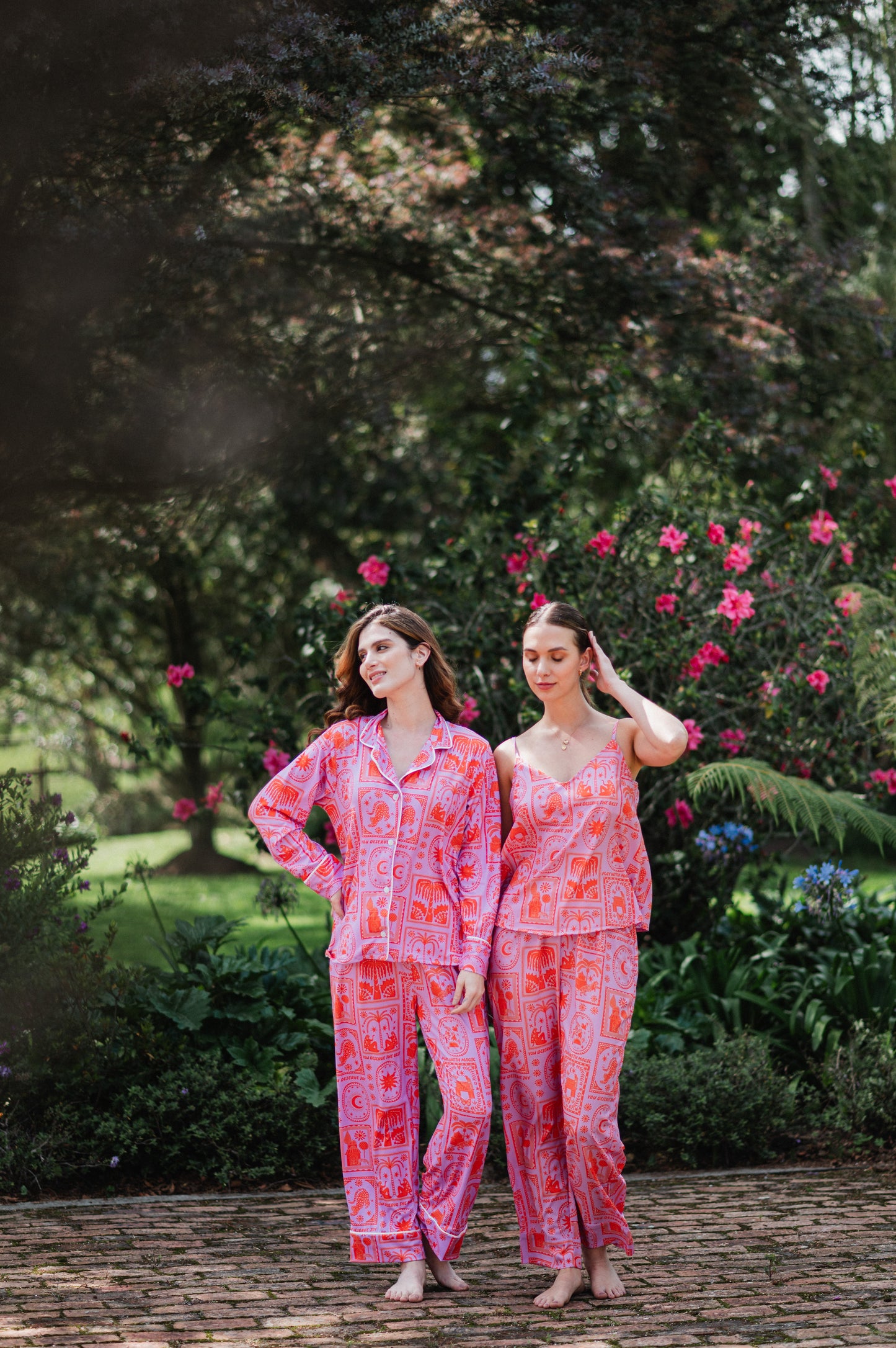 Magic Orange - Blusa de Tiritas y Pantalon
