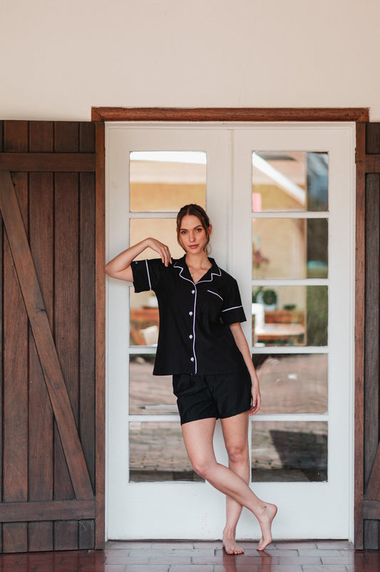 Negro Algodón 100% - Camisa Manga Corta y Short 2 Bordados