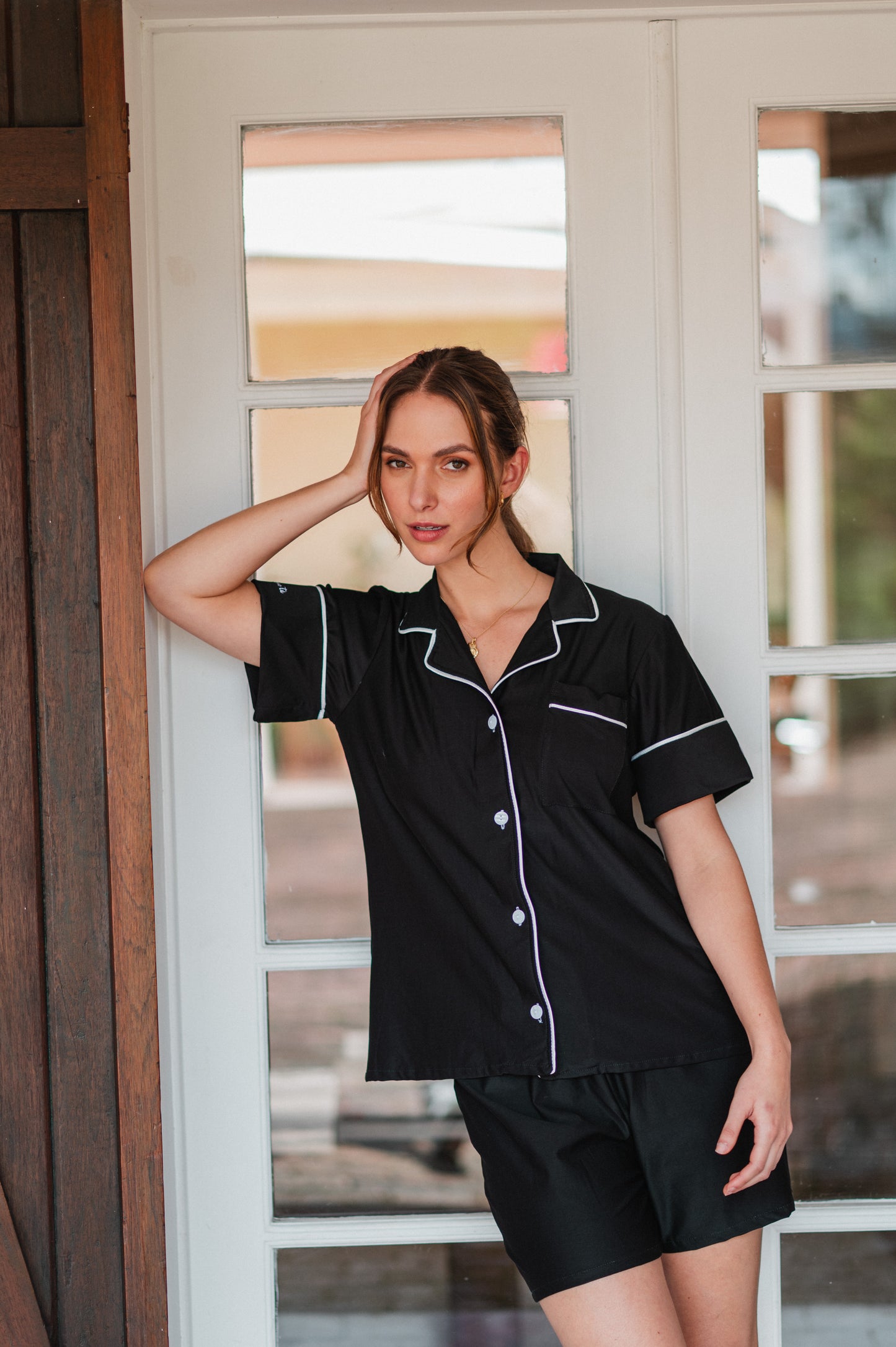 Negro Algodón 100% - Camisa Manga Corta y Short 2 Bordados