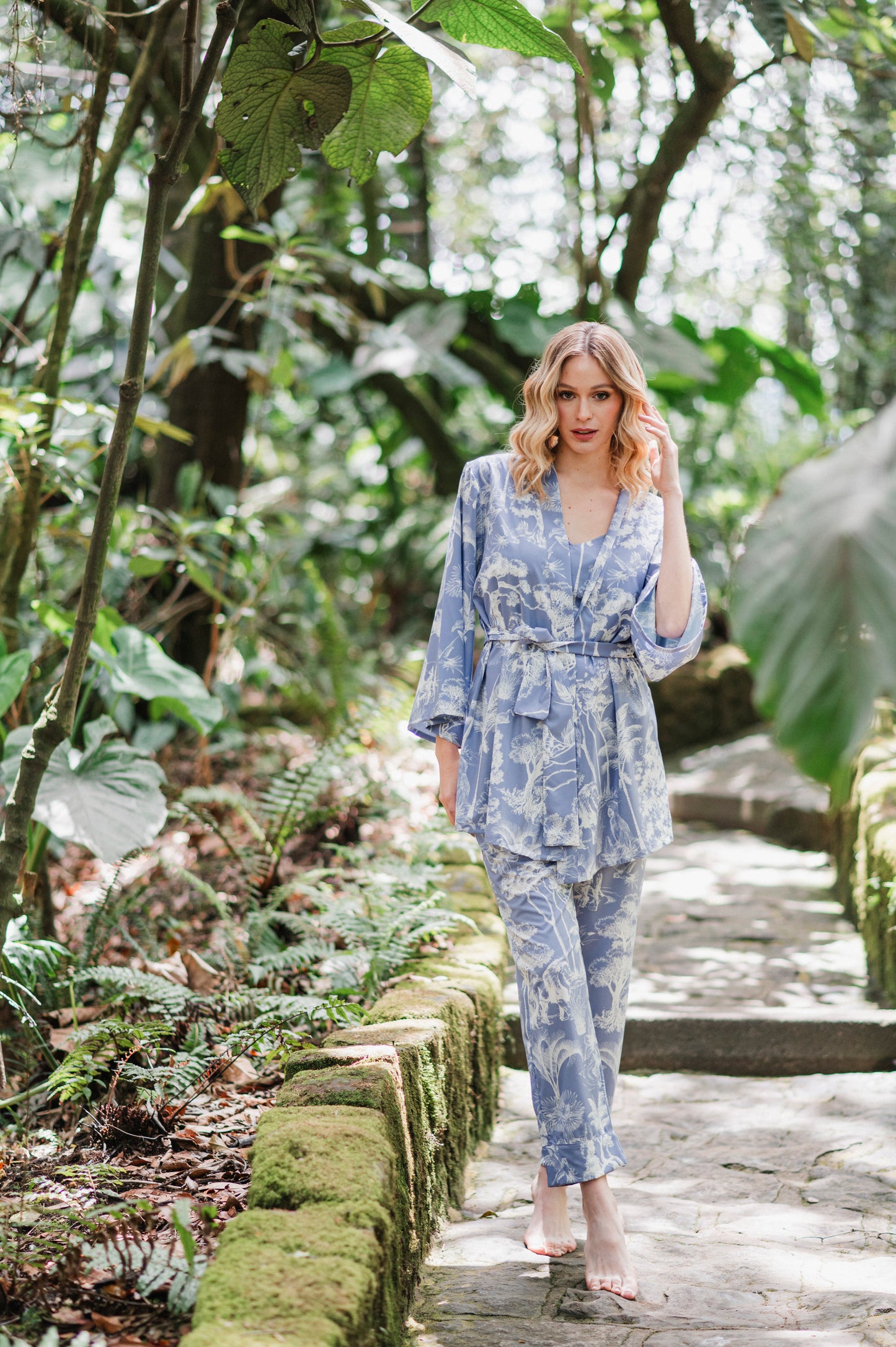 Selva Africana Celeste - TresPiezas, Levantadora, Tiritas y Pantalon