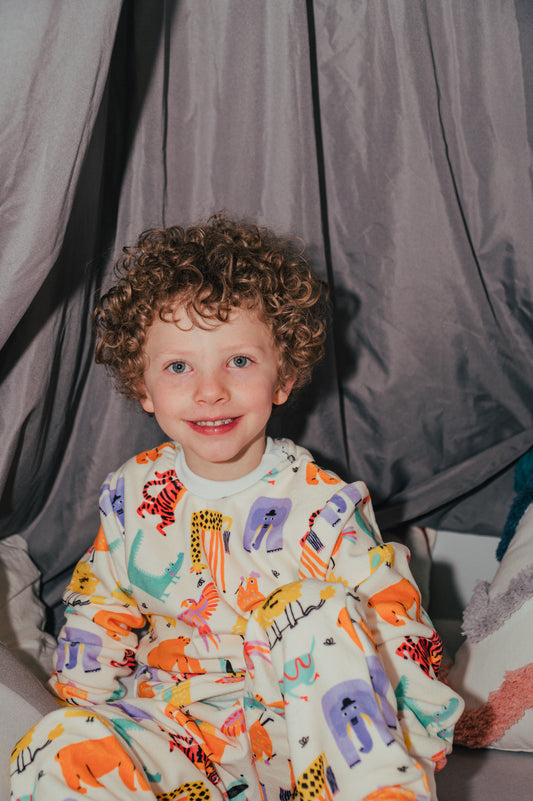 Animales de la Selva Print Pequeño - KIDS: Cuello Redondo y Pantalon