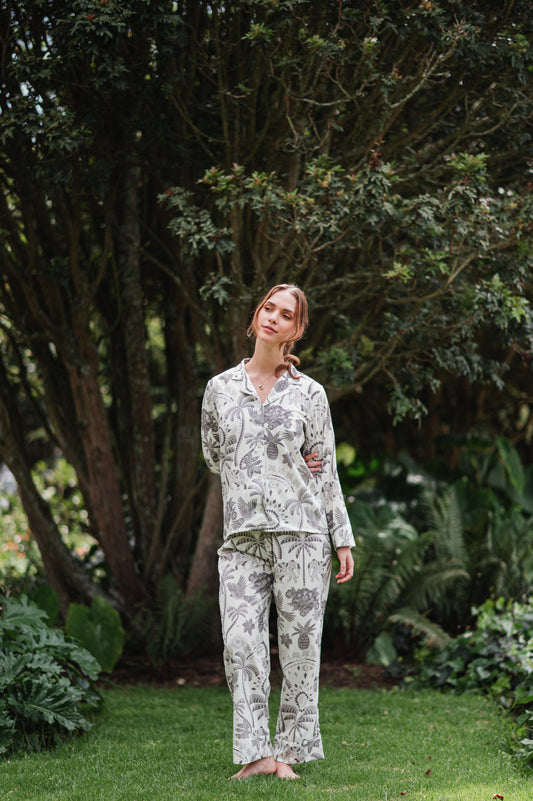 Bali Gris - Camisa Manga Larga y Pantalon