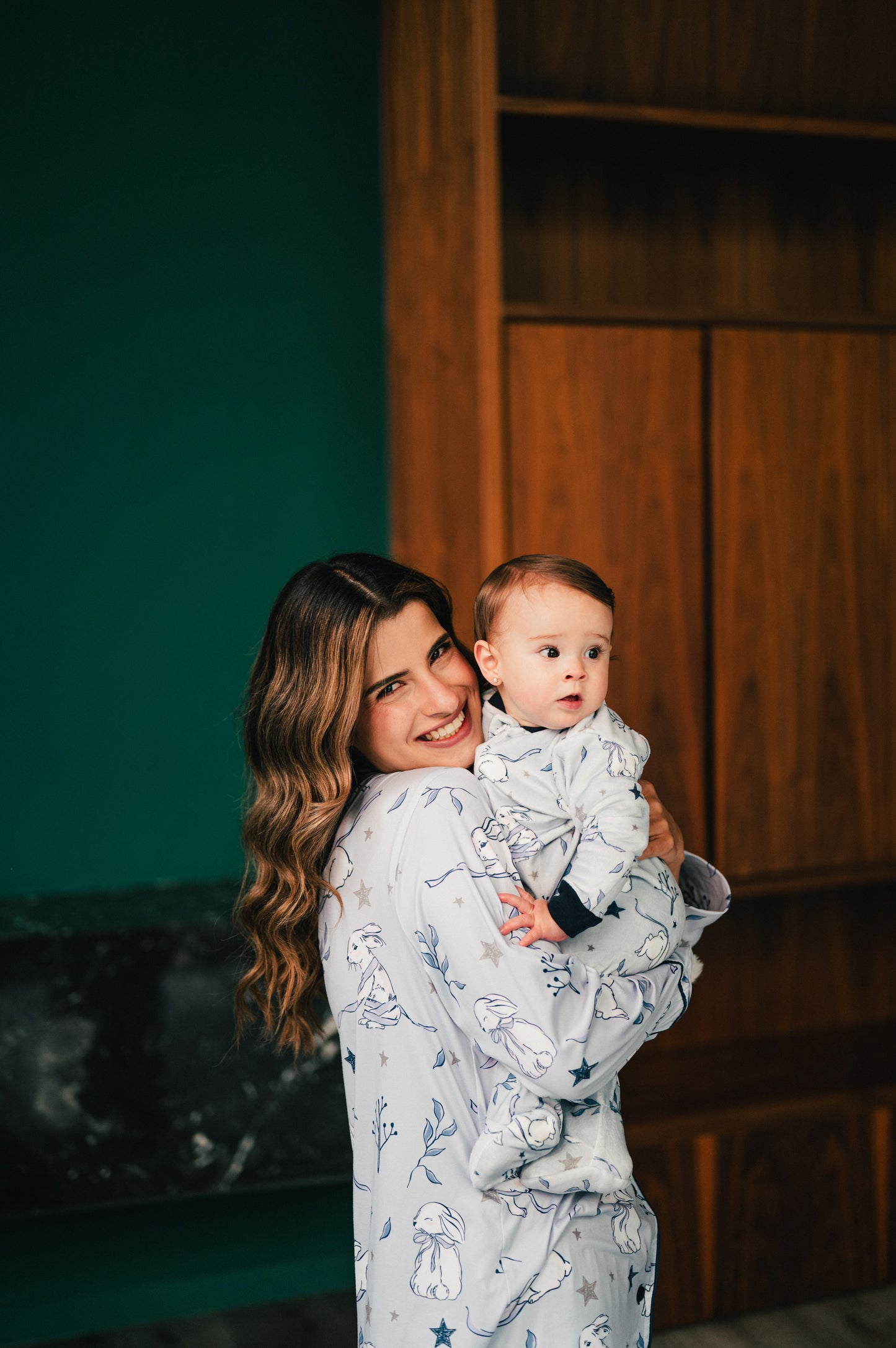 Conejito Azul - Camisa Manga Larga y Pantalon