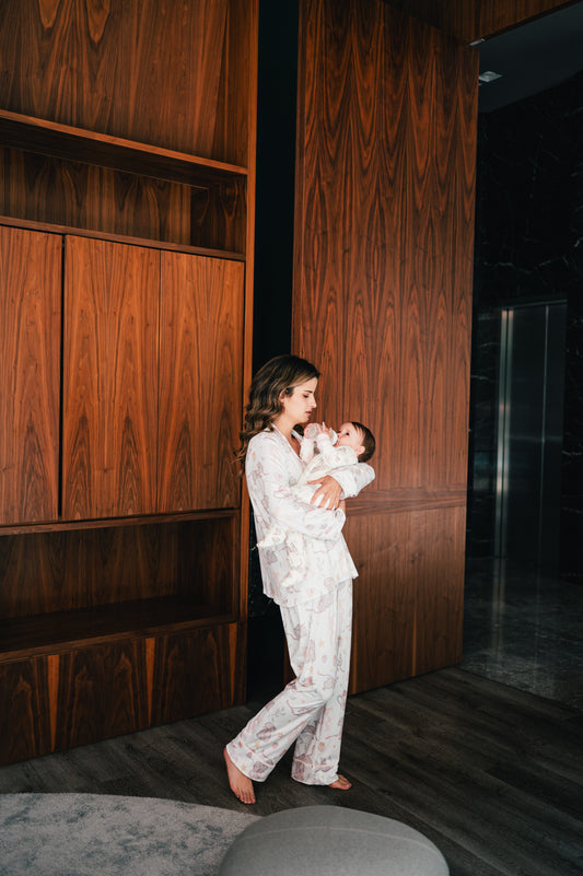 Conejito Rosa - Camisa Manga Larga y Pantalon