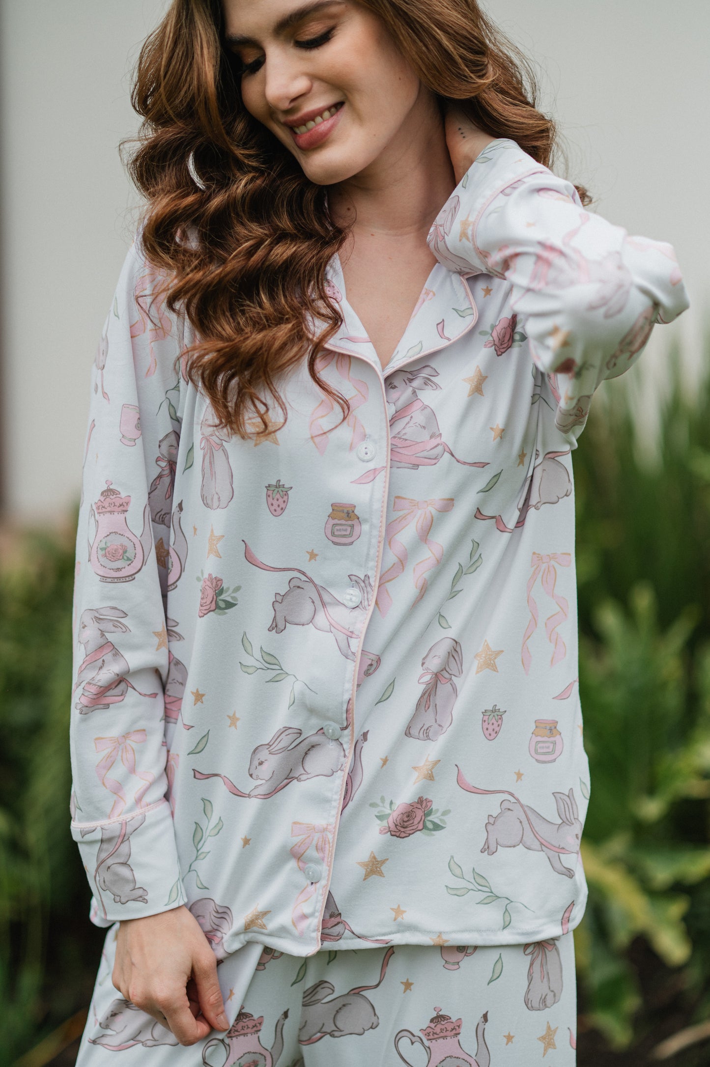 Conejito Rosa - Camisa Manga Larga y Pantalon