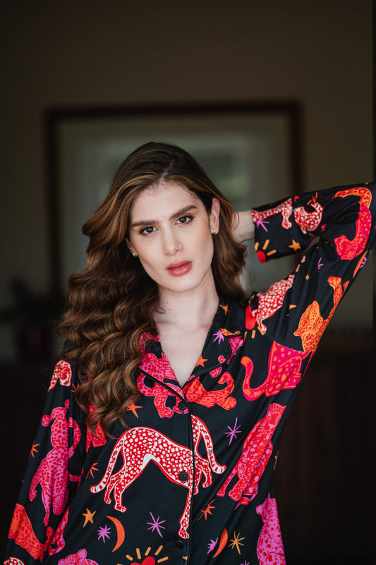 Fantasia Felina en Negro - Camisa Manga Larga y Pantalon
