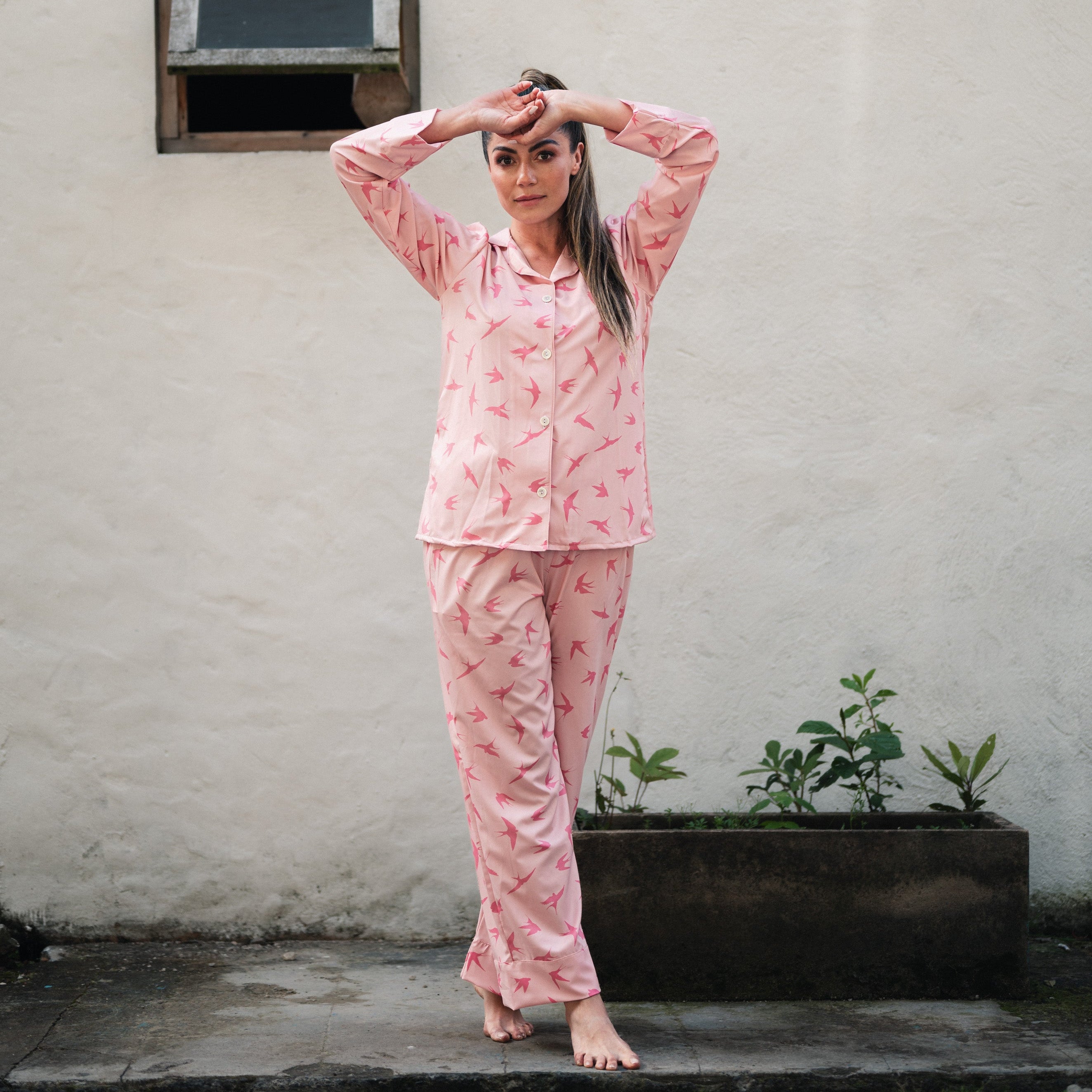 Golondrinas en Rosa - Camisa Manga Larga y Pantalon READY TO SHIP