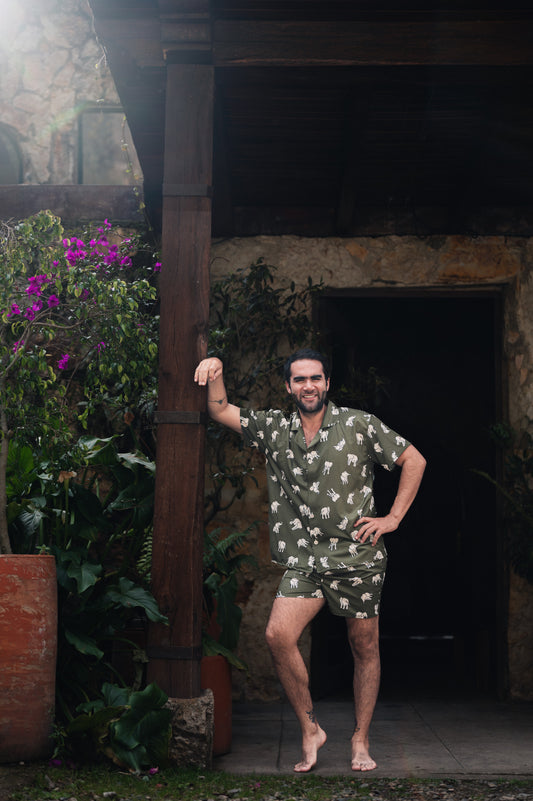 Green Elephants - HOMBRE: Manga Corta y Pantaloneta