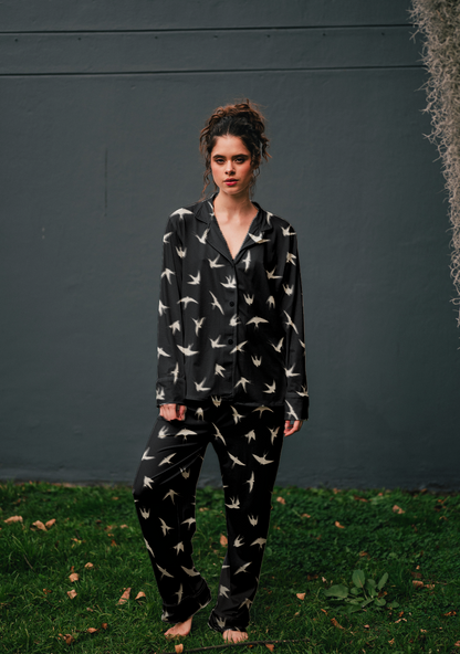 Golondrinas en Negro - Camisa Manga Larga y Pantalon