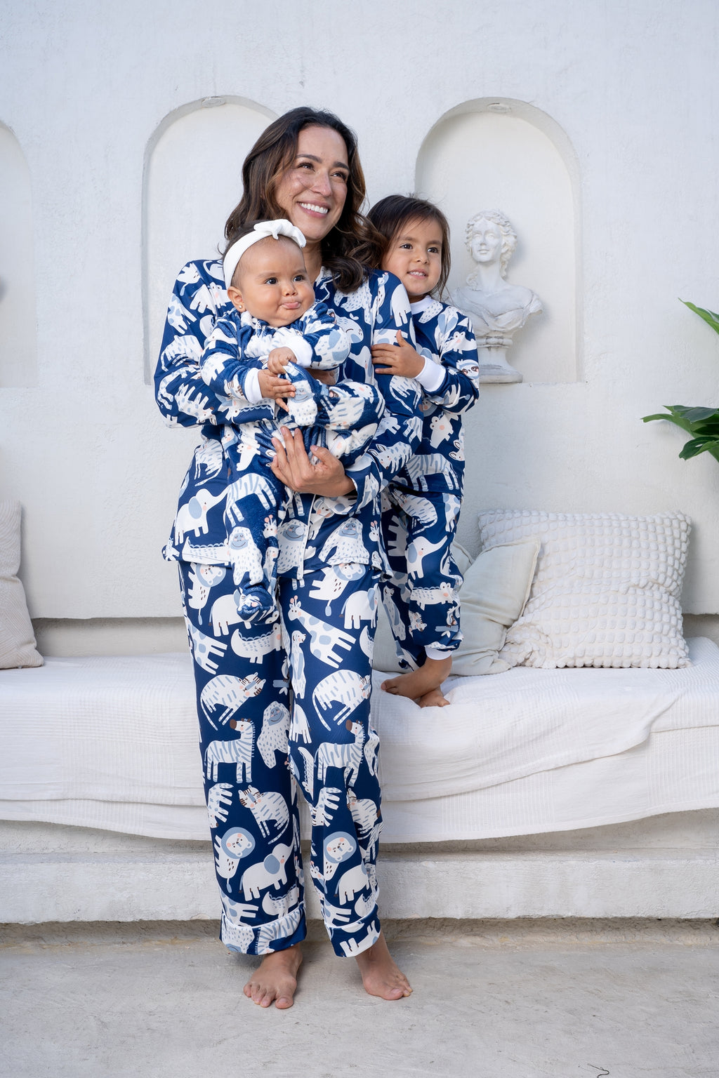 Jungle Animals Blue - Kids: Cuello Redondo y Pantalon