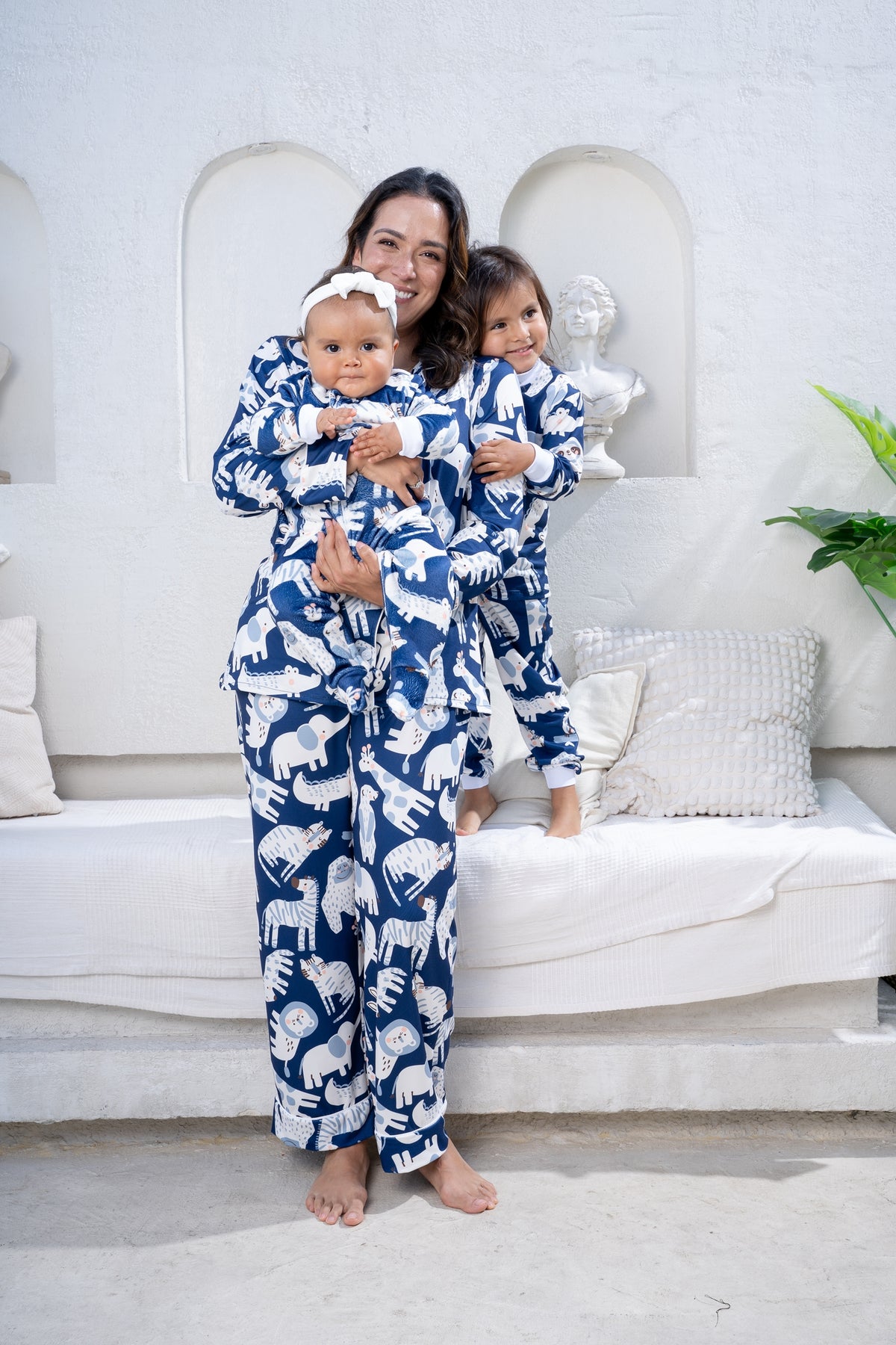Jungle Animals Blue - Kids: Cuello Redondo y Pantalon