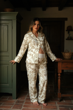 Lirios Mocca - Camisa y Pantalon Maternidad