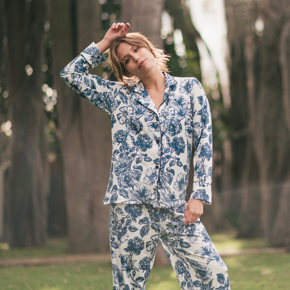 Lirios del Mar - Camisa Manga Larga y Pantalón