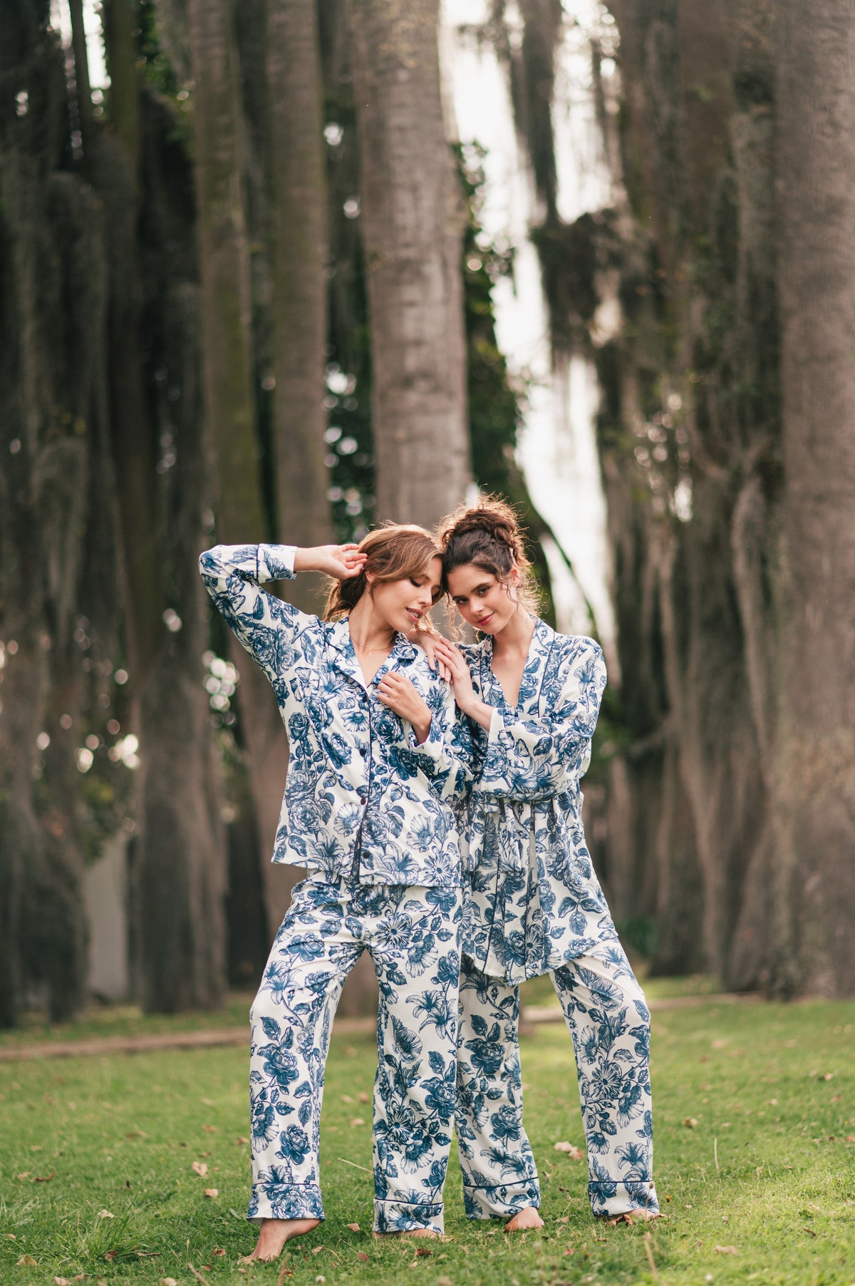 Lirios del Mar - TresPiezas, Levantadora, Tiritas y Pantalon