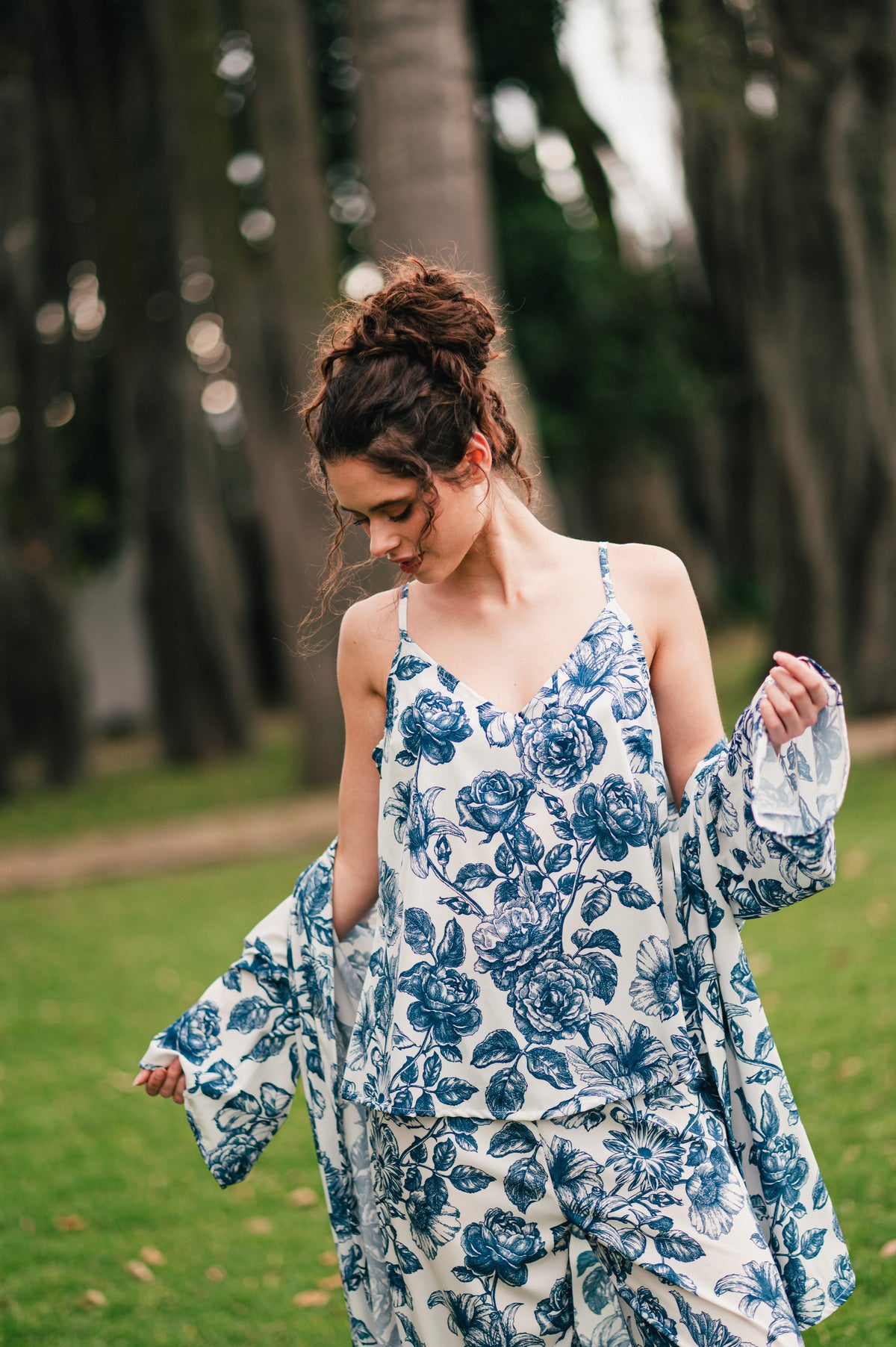 Lirios del Mar - TresPiezas, Levantadora, Tiritas y Pantalon