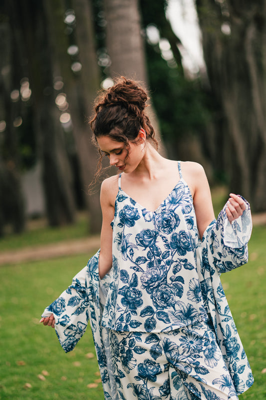 Lirios del Mar - TresPiezas, Levantadora, Tiritas y Pantalon