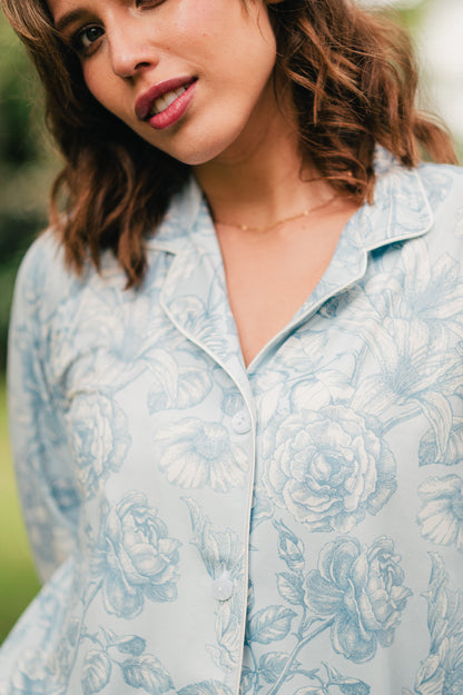 Lirios Celeste - Camisa Manga Larga y Pantalon