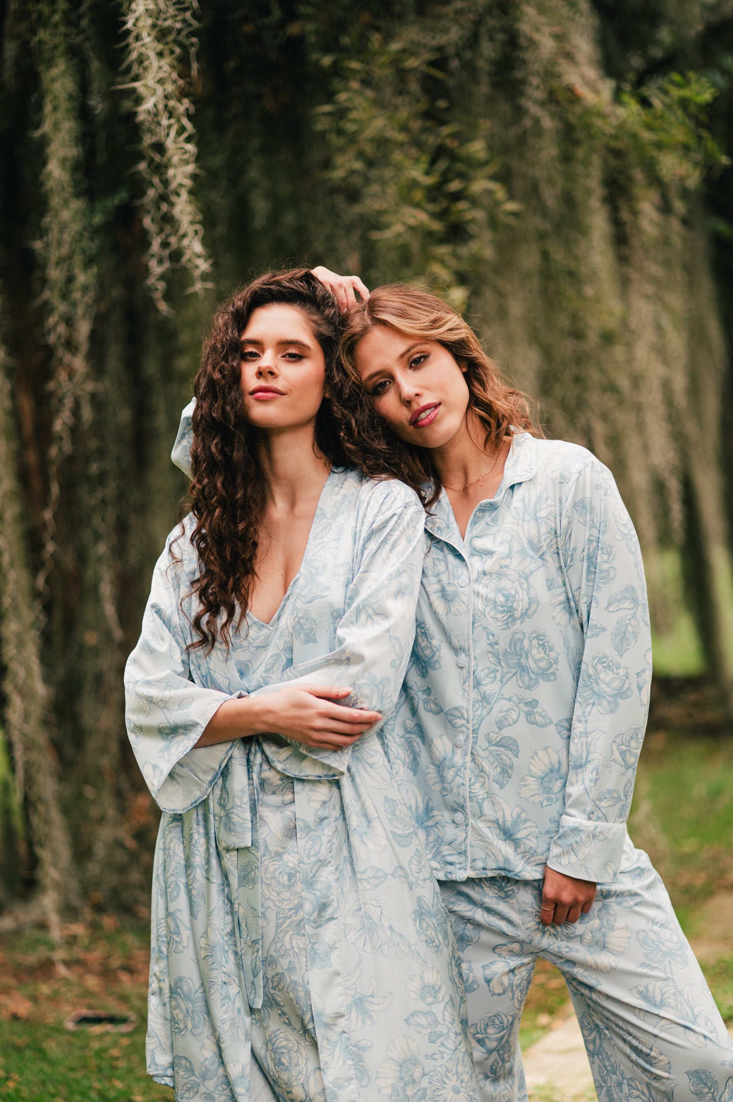 Lirios Celeste - Camisa Manga Larga y Pantalon
