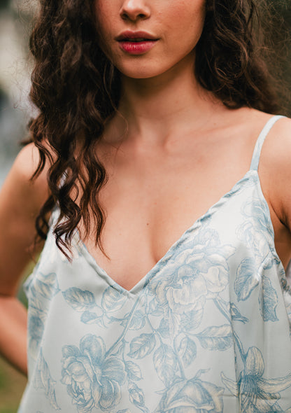 Lirios Celeste - Kimono y Bata