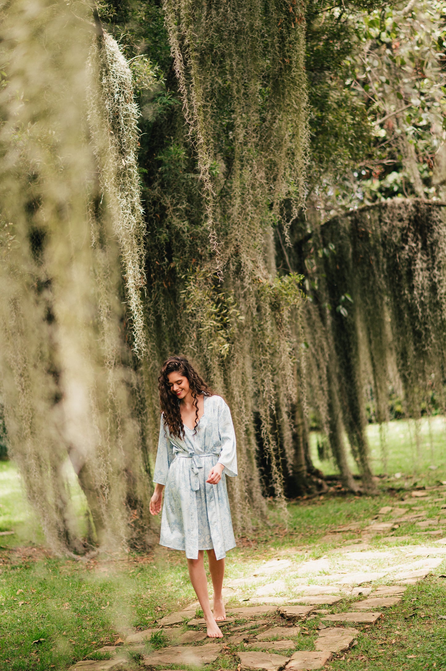 Lirios Celeste - Kimono y Bata