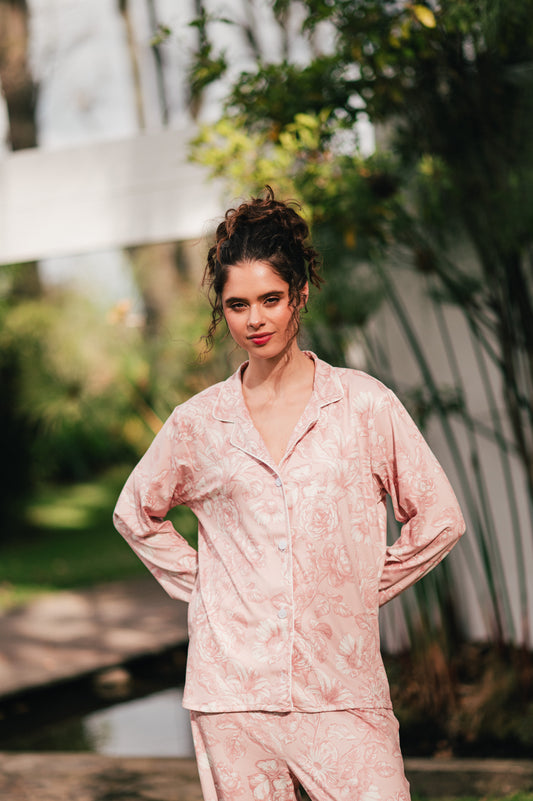 Lirios Palo Rosa | Camisa Manga Larga y Pantalón Bambula Pijama Mujer Elegante