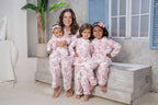 Lirios Rosa - Kids: Cuello Redondo y Pantalon
