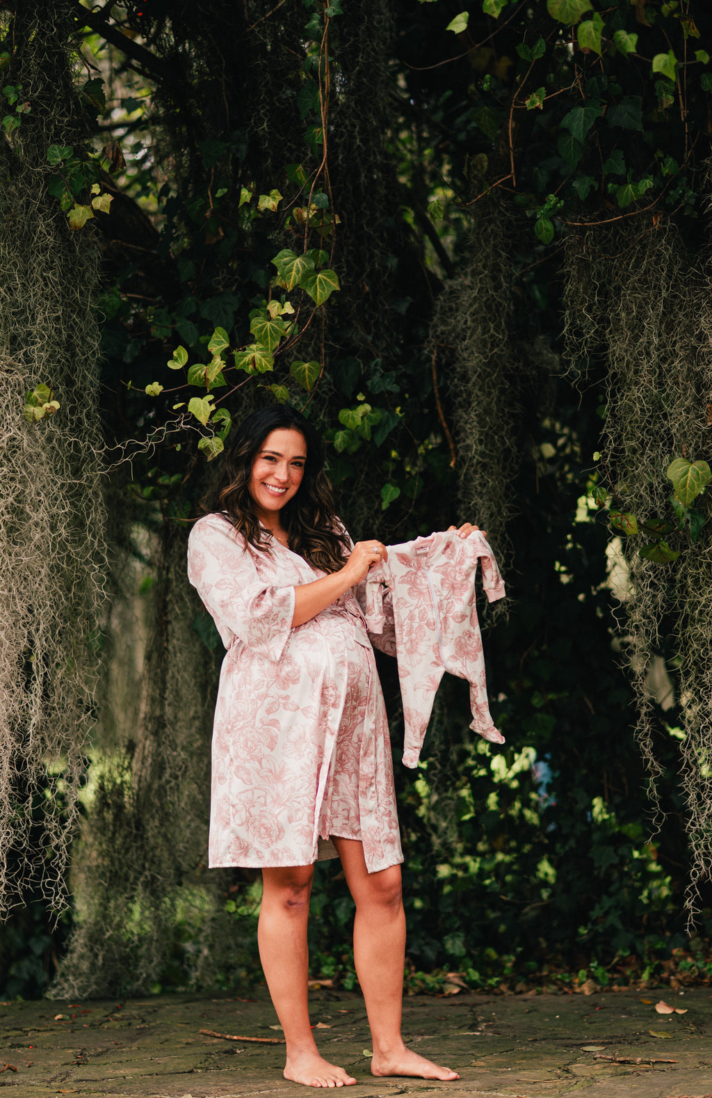 Lirios Rosa - Kimono y Bata con Broches de Lactancia
