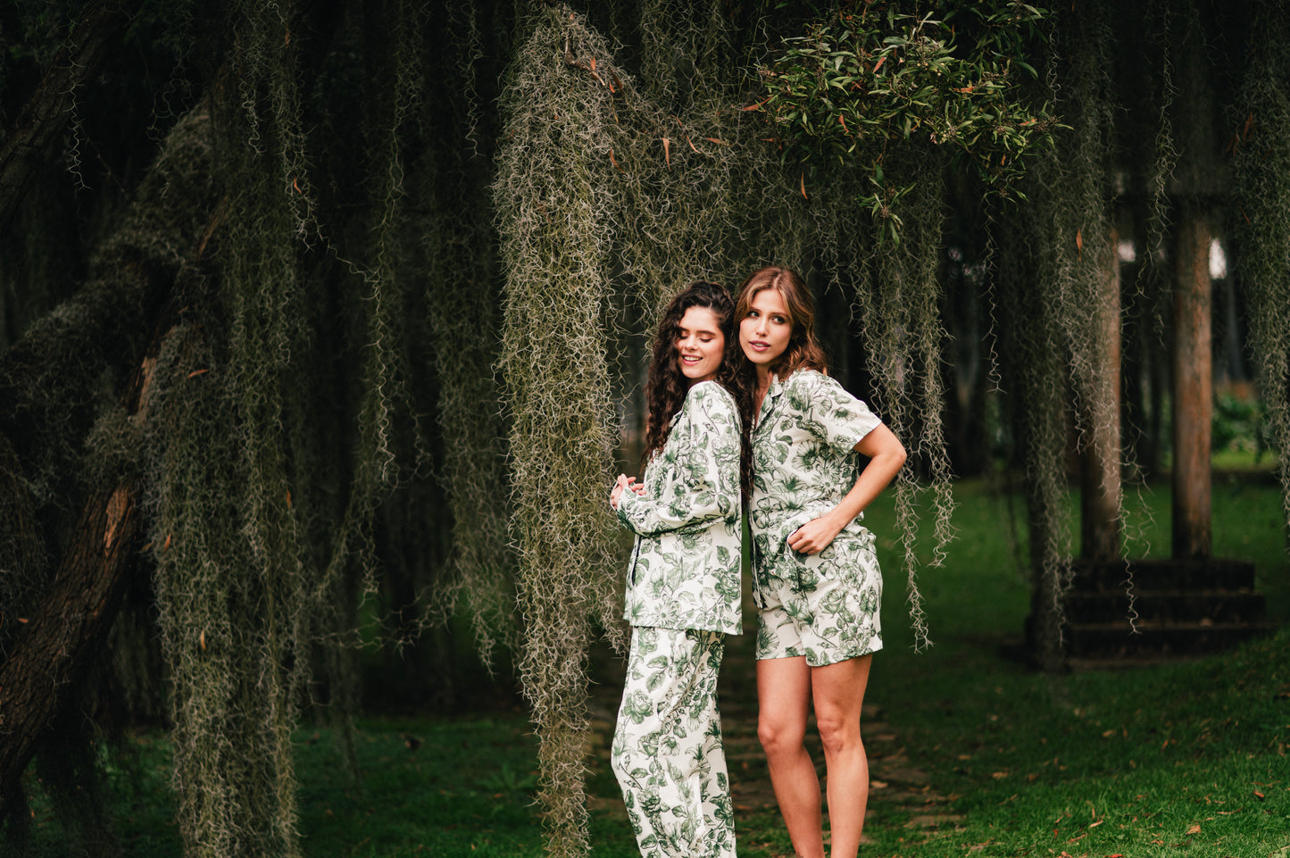 Lirios Verde - Camisa Manga Corta y Short