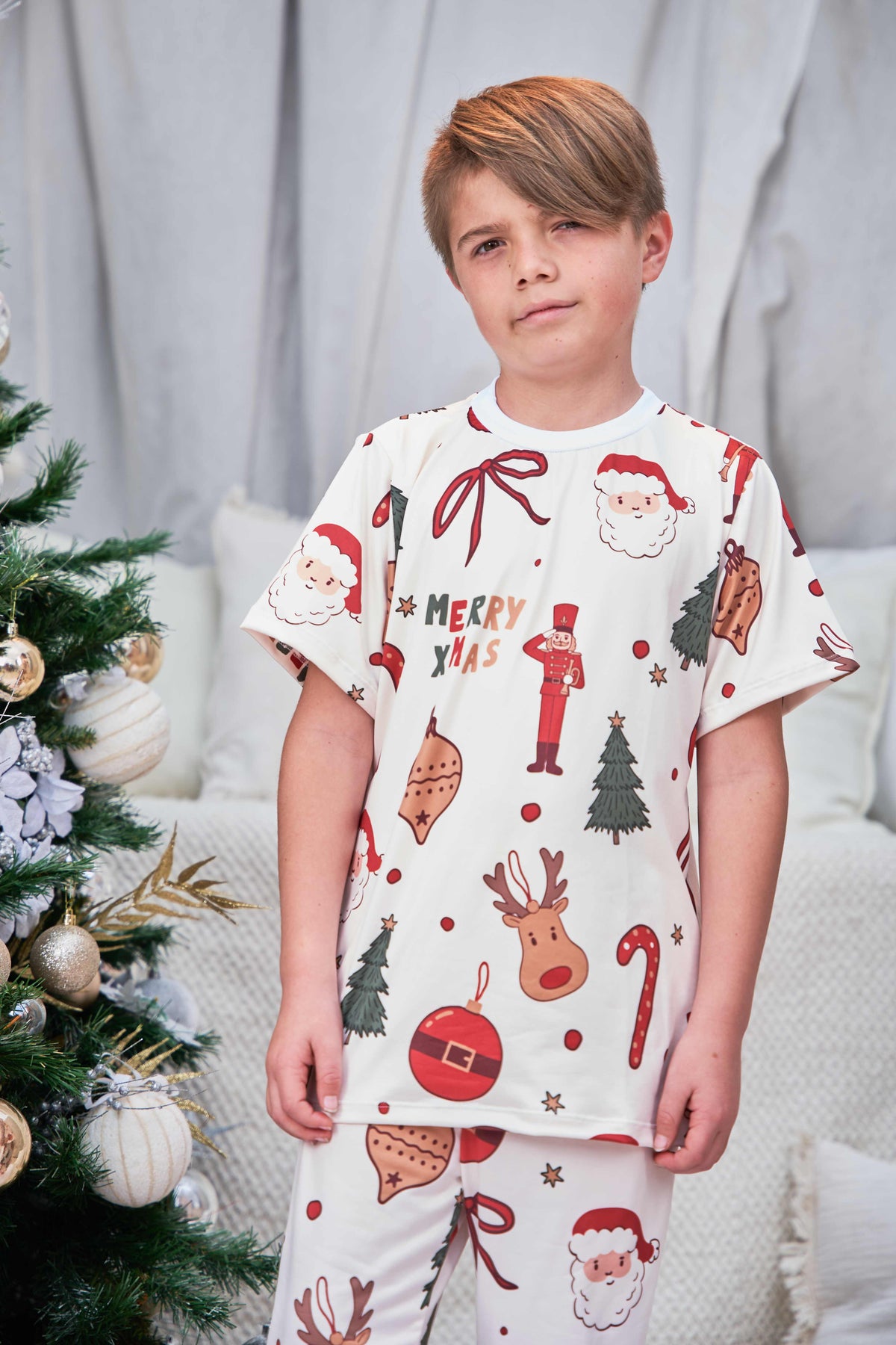 Merry Xmass - KIDS: Cuello Redonod Manga Corta y Pantalon