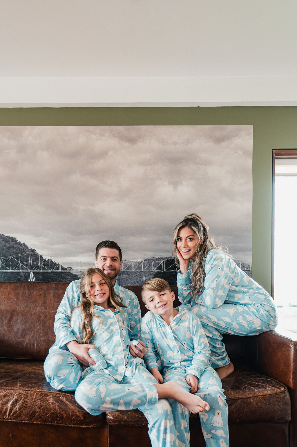 Oso Artico - Hombre: Camisa Manga Larga y Pantalon