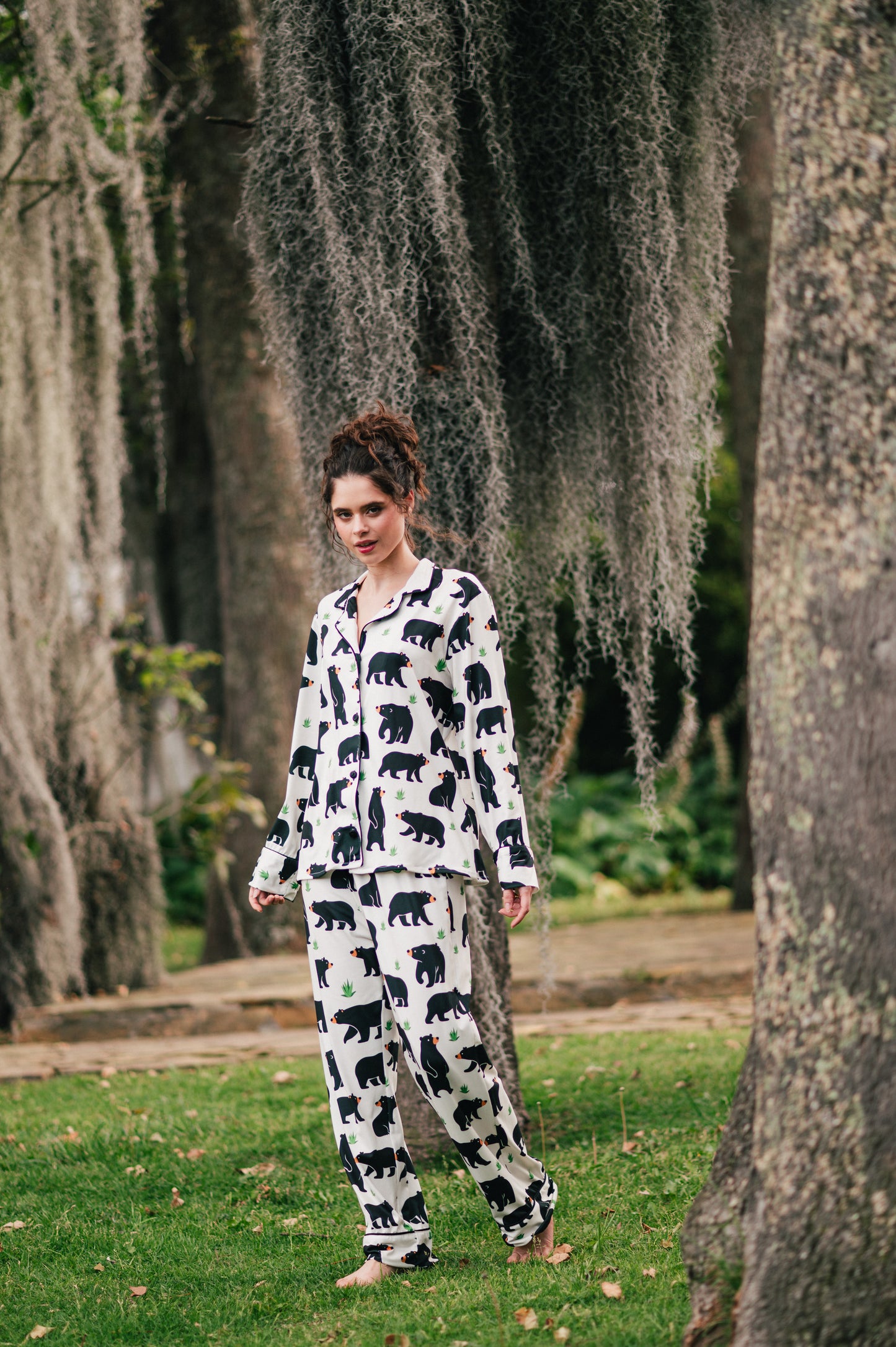 Oso Antejos - Mujer: Camisa y Pantalon