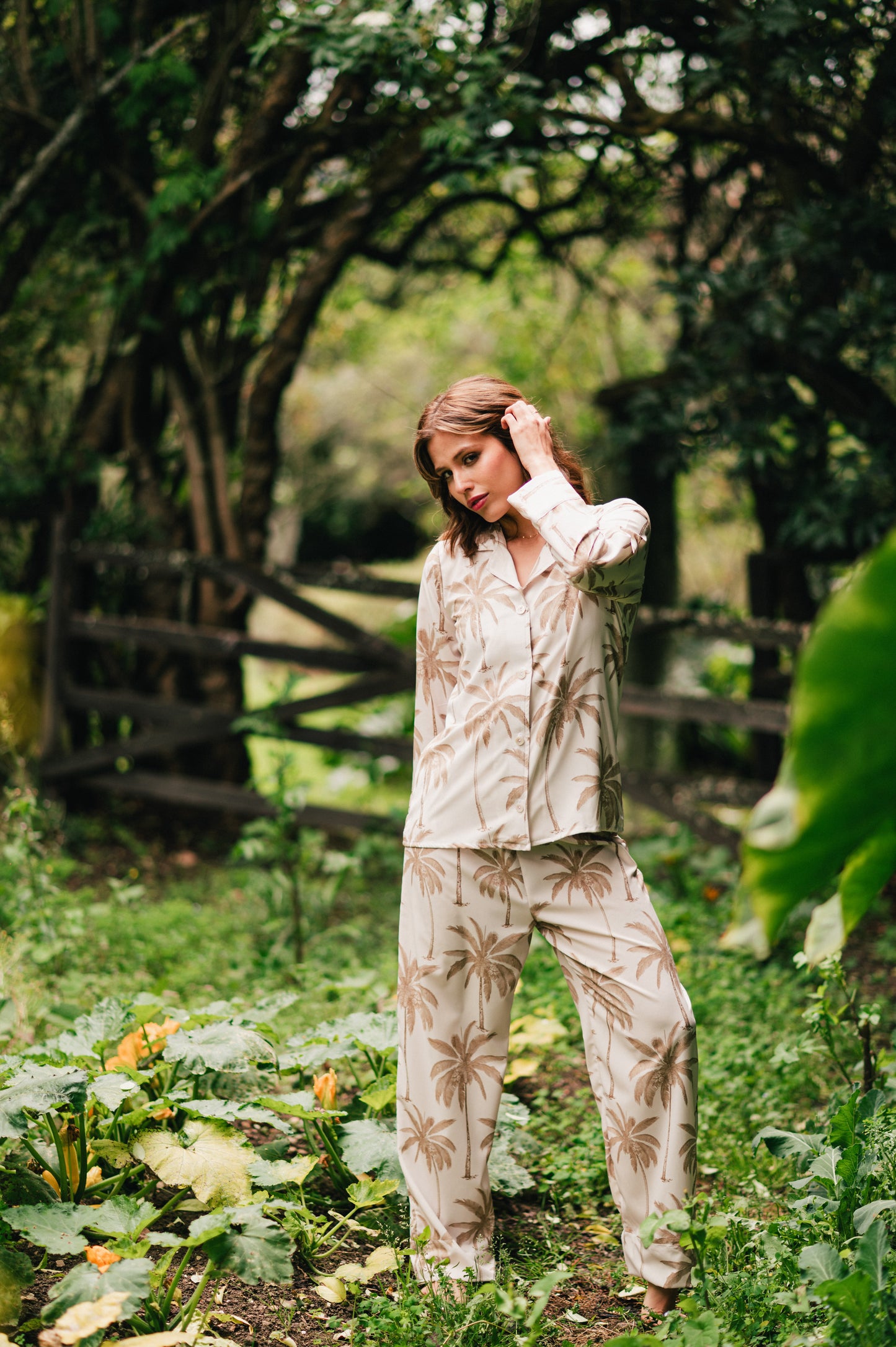 Palma Tropical Mujer – Camisa Manga Larga y Pantalón Pijama Mujer Elegante Bambula