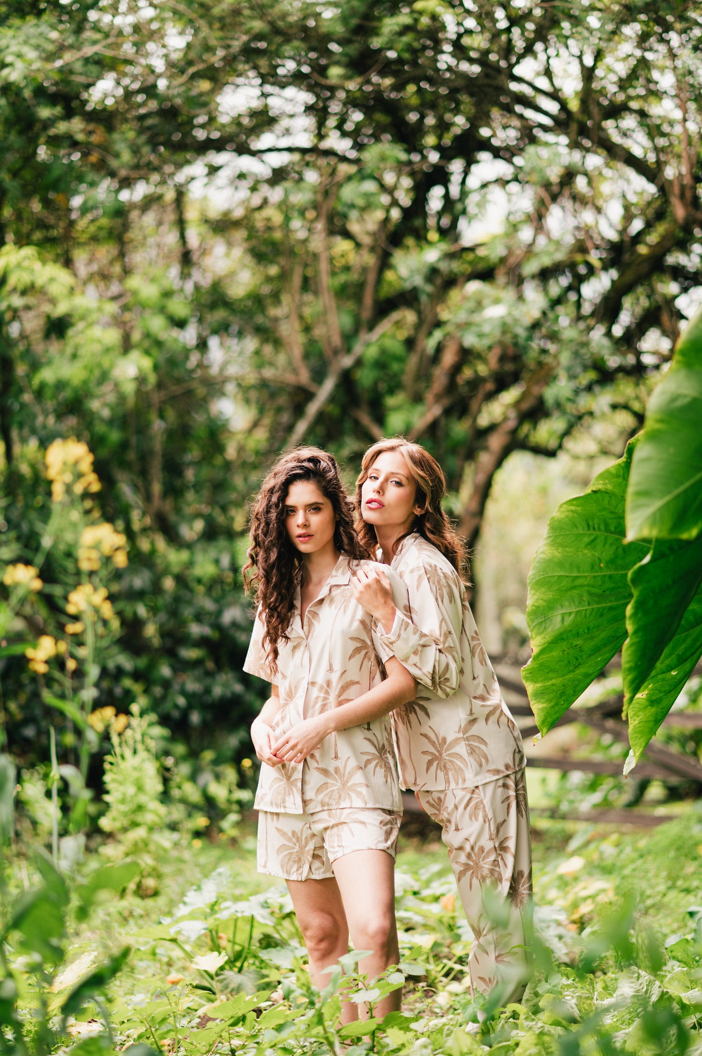 Palma Tropical | Camisa Manga Corta y Short Pijama Mujer Elegante Bambula