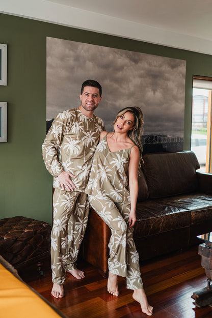 Palma Tropical Oliva - Hombre: Cuello Redondo y Pantalon