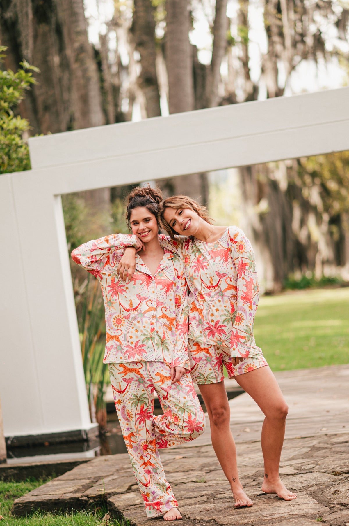 Paradise White | Camisa Manga Larga y Pantalón Pijama Mujer Elegante Bambula
